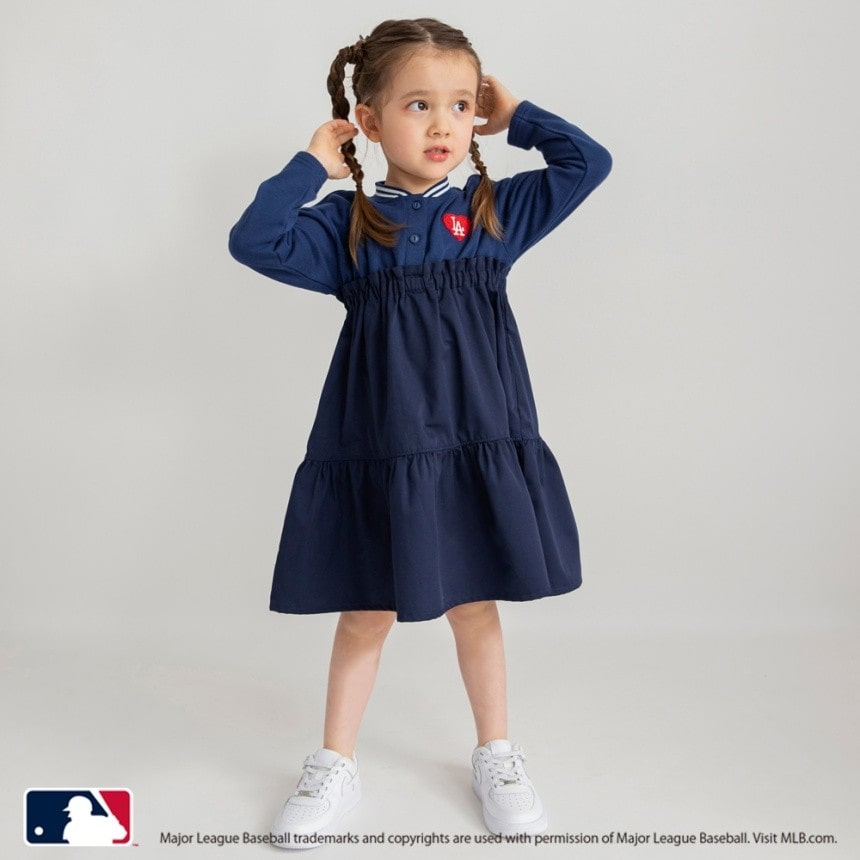 ネイビーブルー