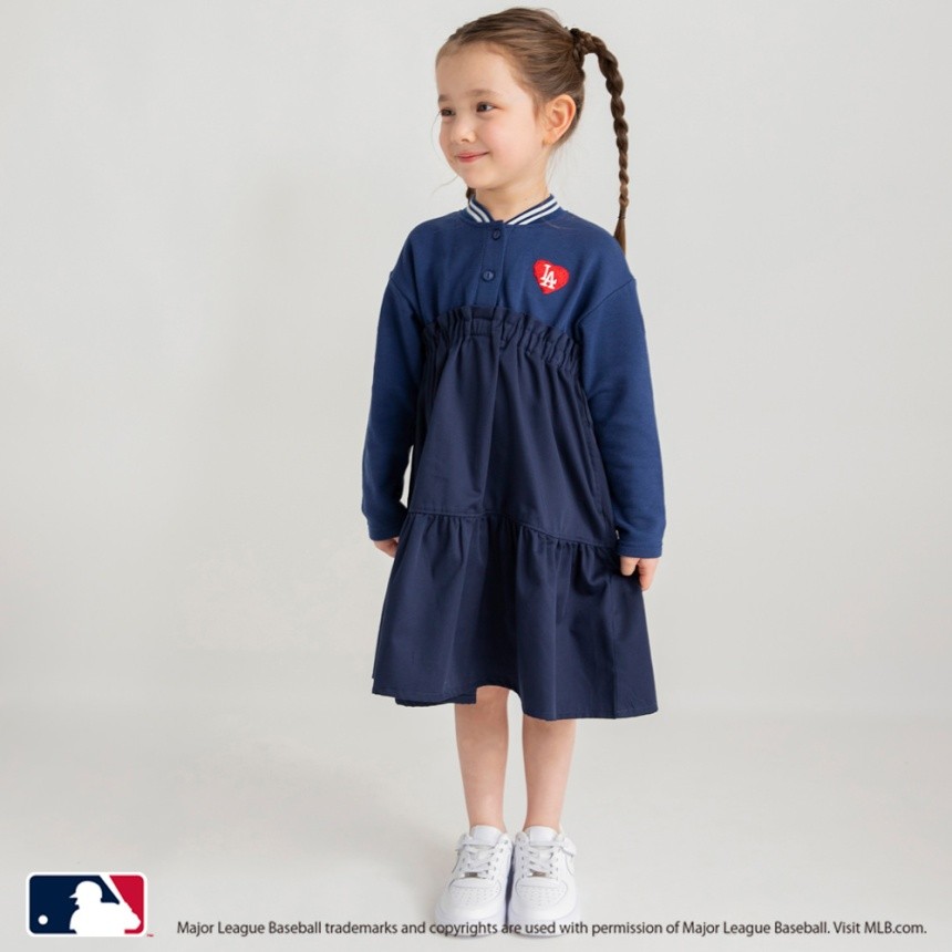 ネイビーブルー