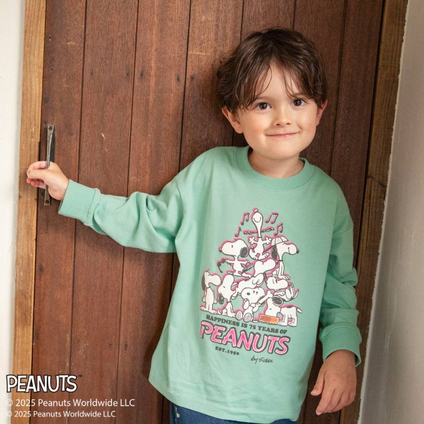 ライトグリーン