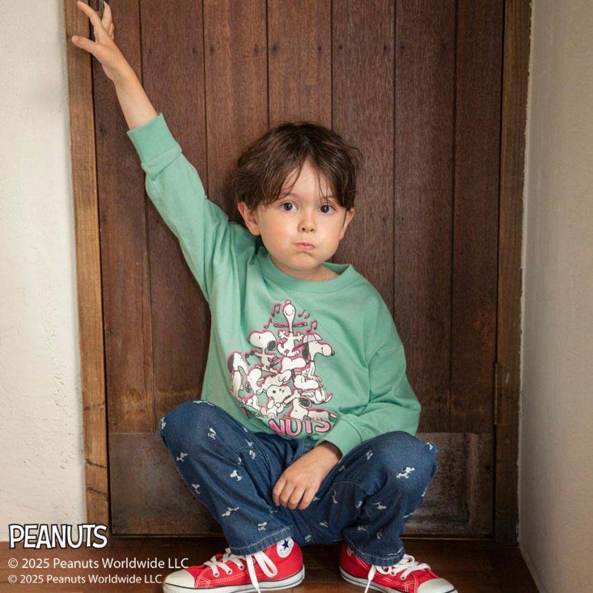 ライトグリーン