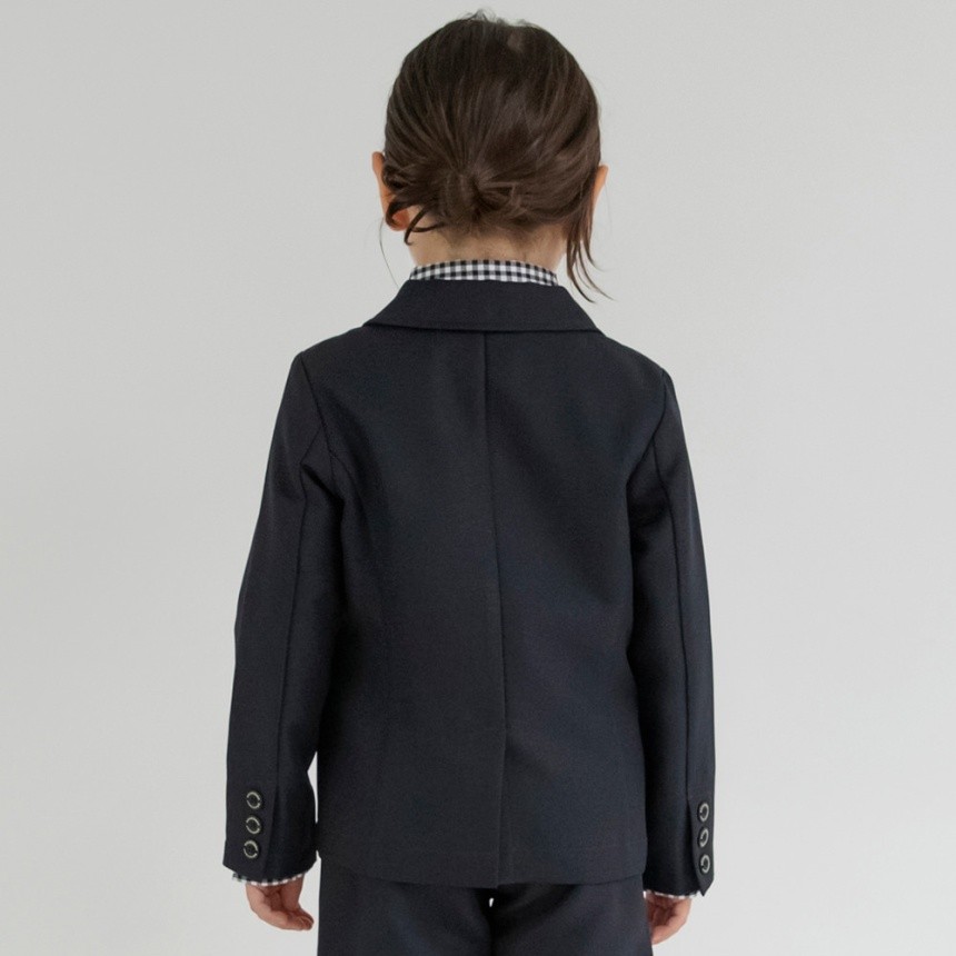 ネイビーブルー