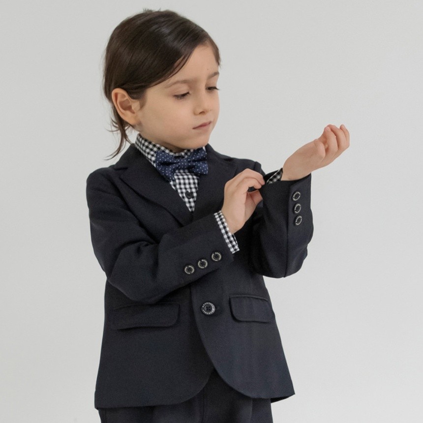 ネイビーブルー