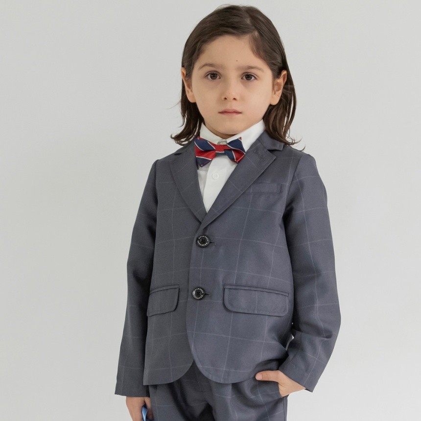 チャコールグレー