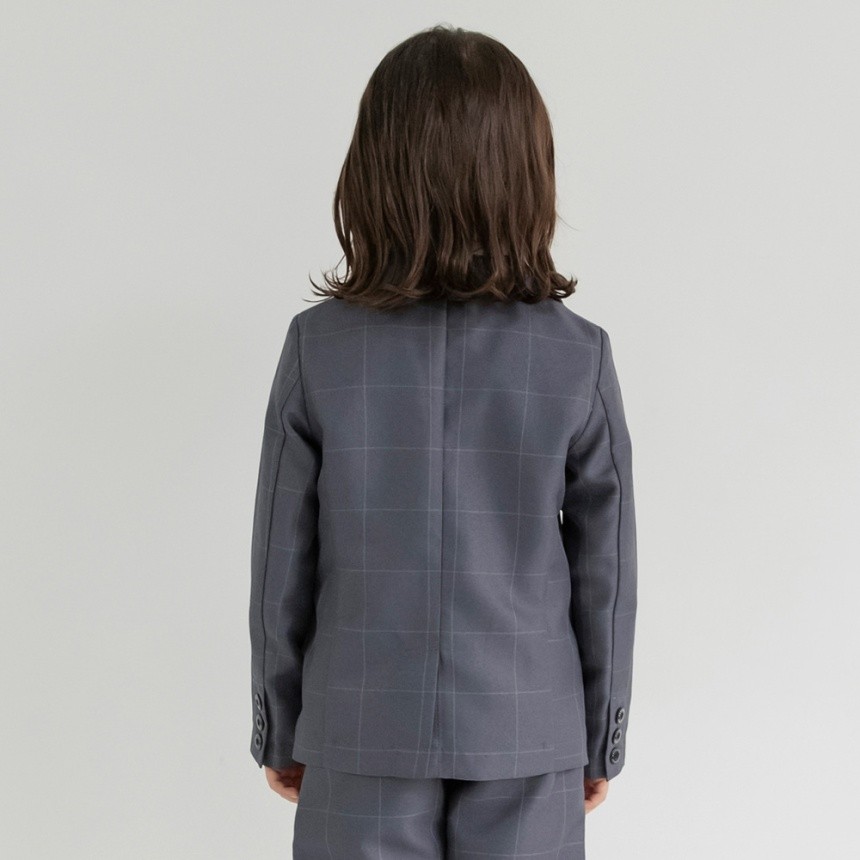 チャコールグレー