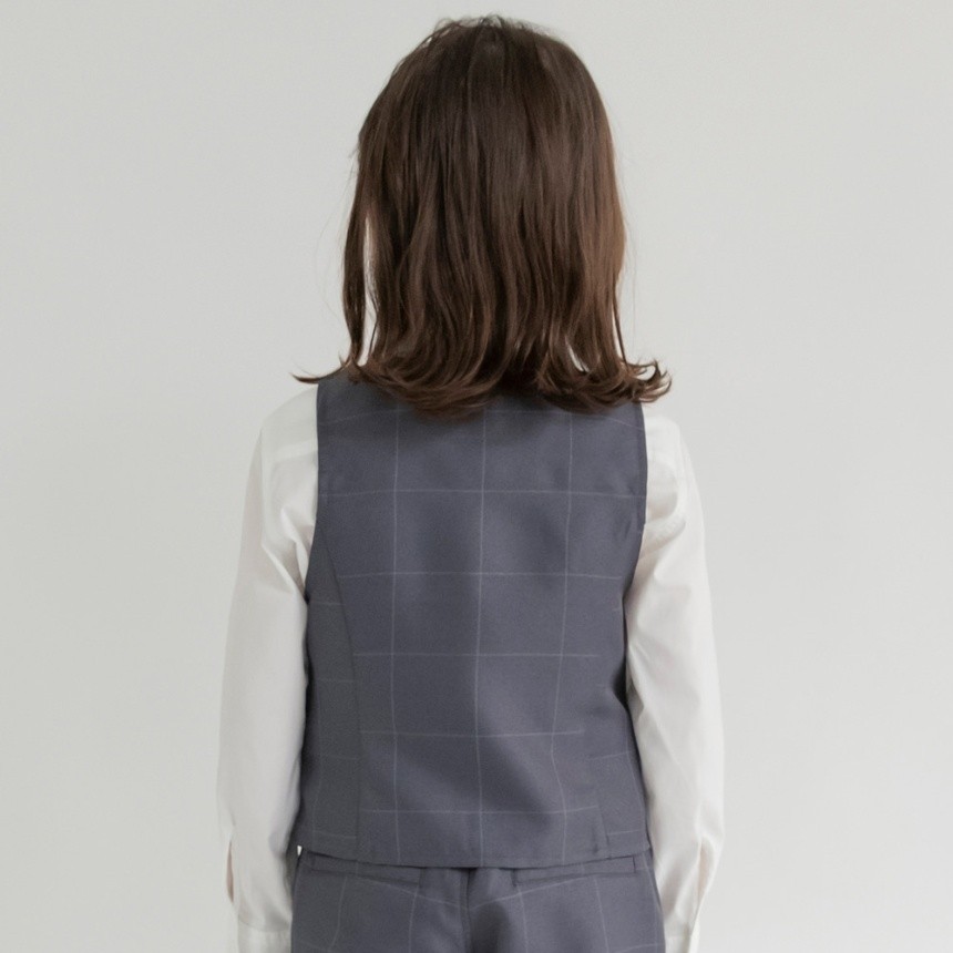 チャコールグレー