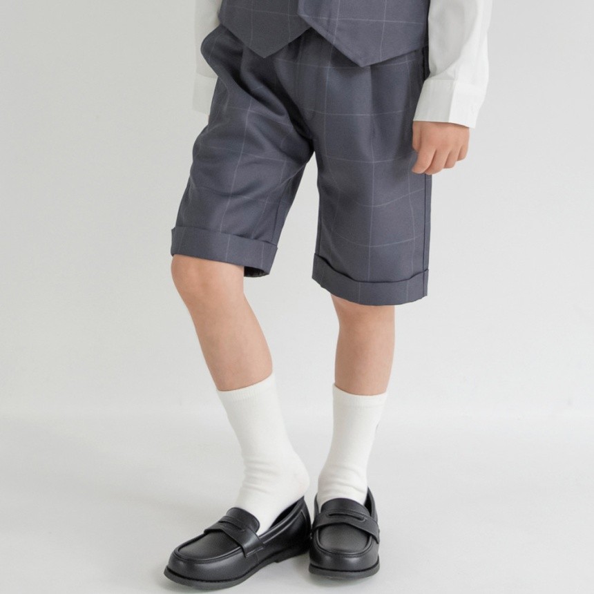 チャコールグレー