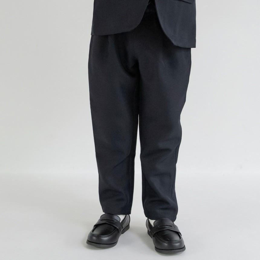 ネイビーブルー