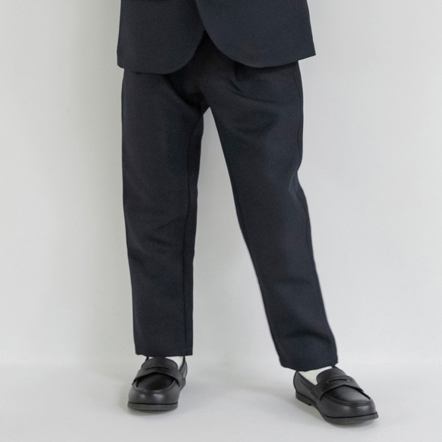 ネイビーブルー