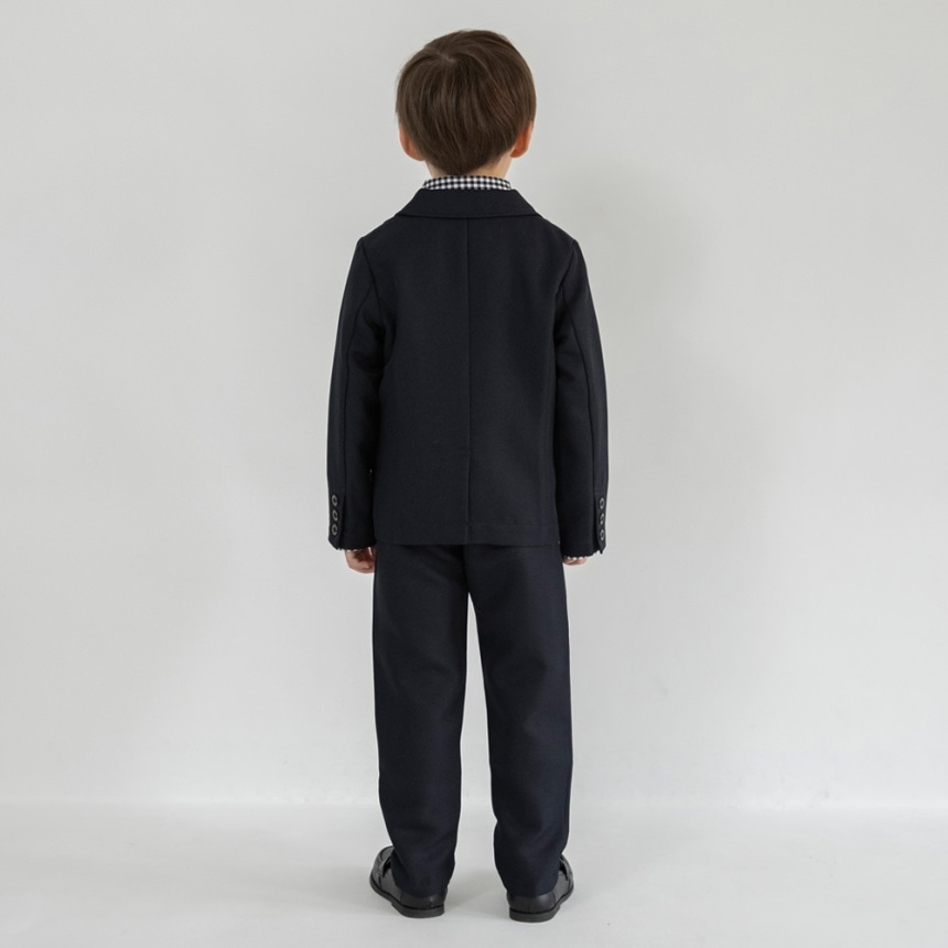 ネイビーブルー