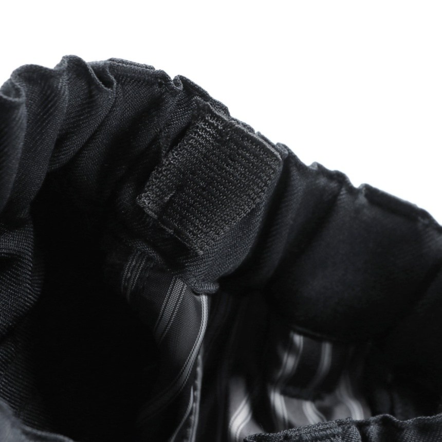 ネイビーブルー