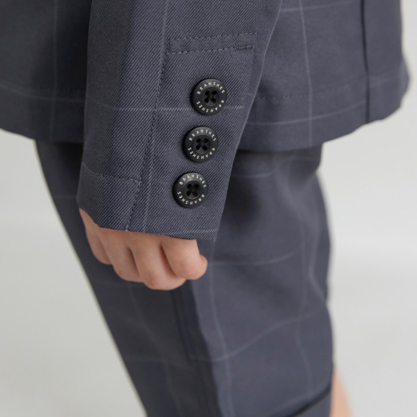 チャコールグレー