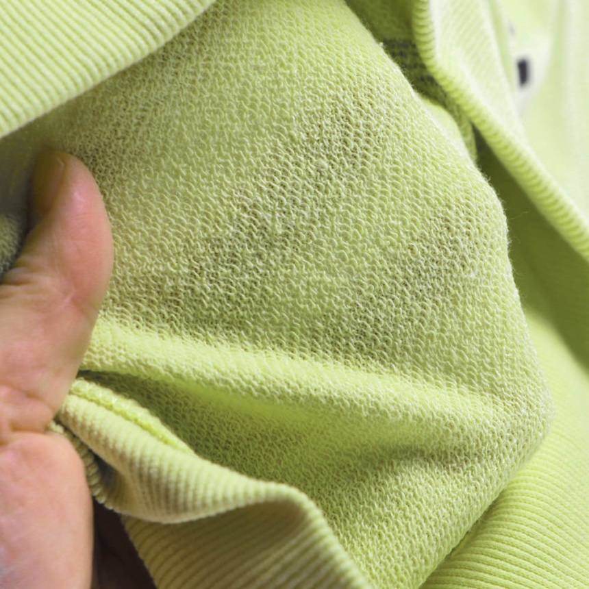 ライトグリーン