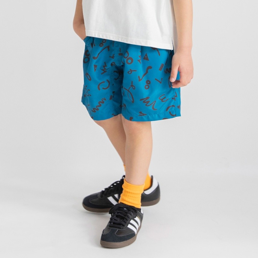 ネイビーブルー