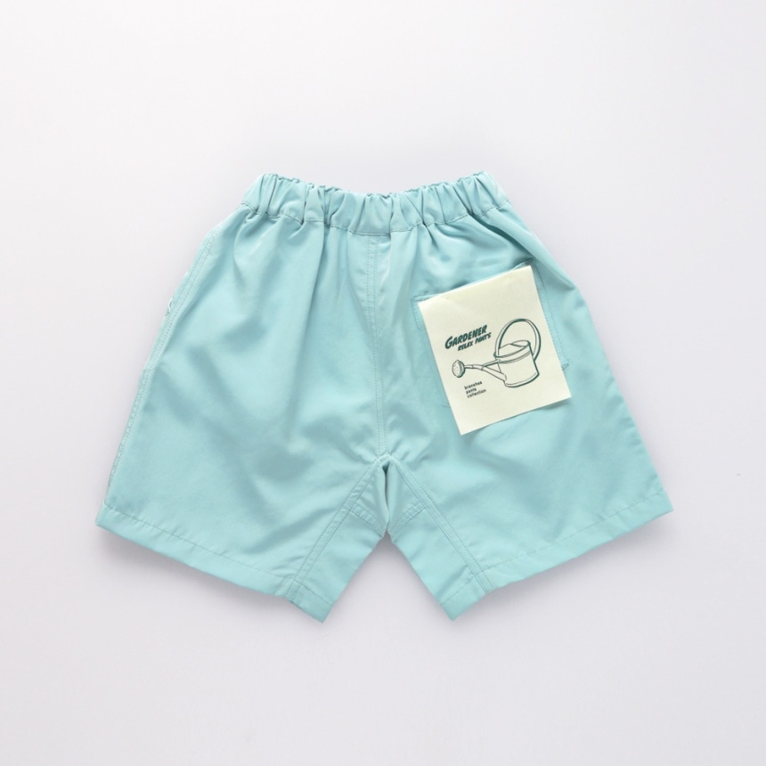 ライトグリーン