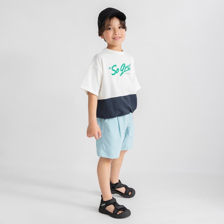 ライトグリーン