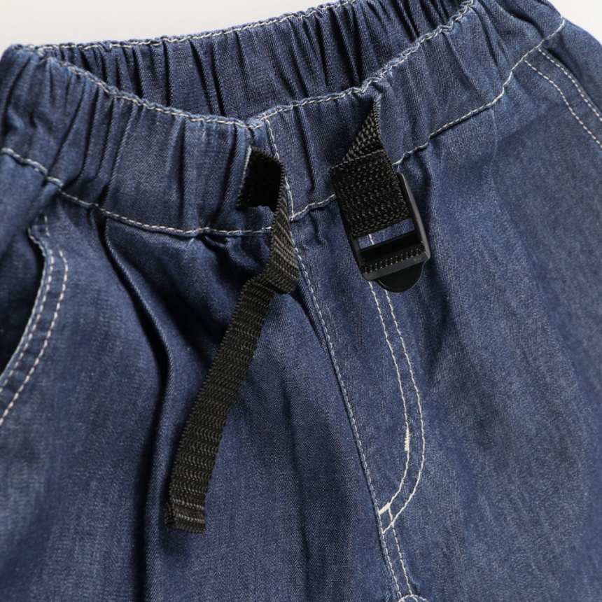 ネイビーブルー