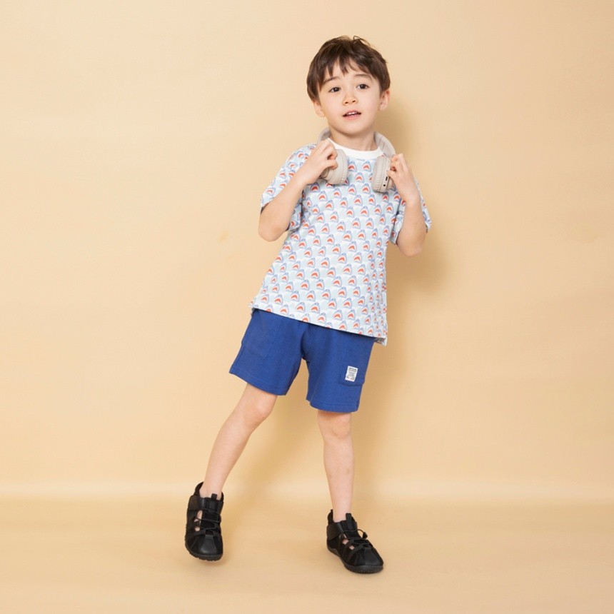 ネイビーブルー