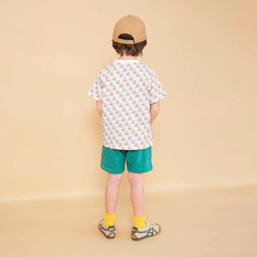 ライトグリーン