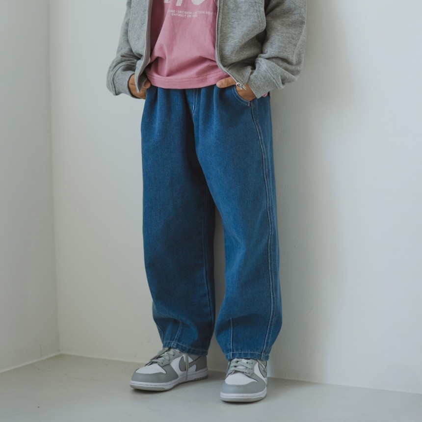 ブルー