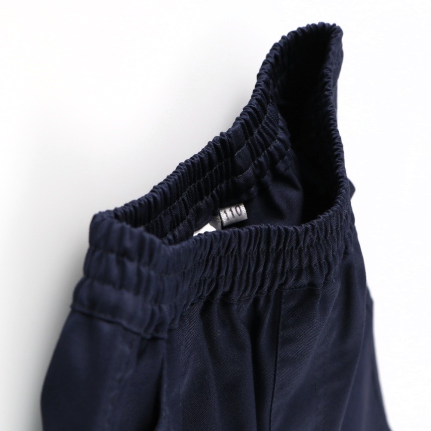 ネイビーブルー