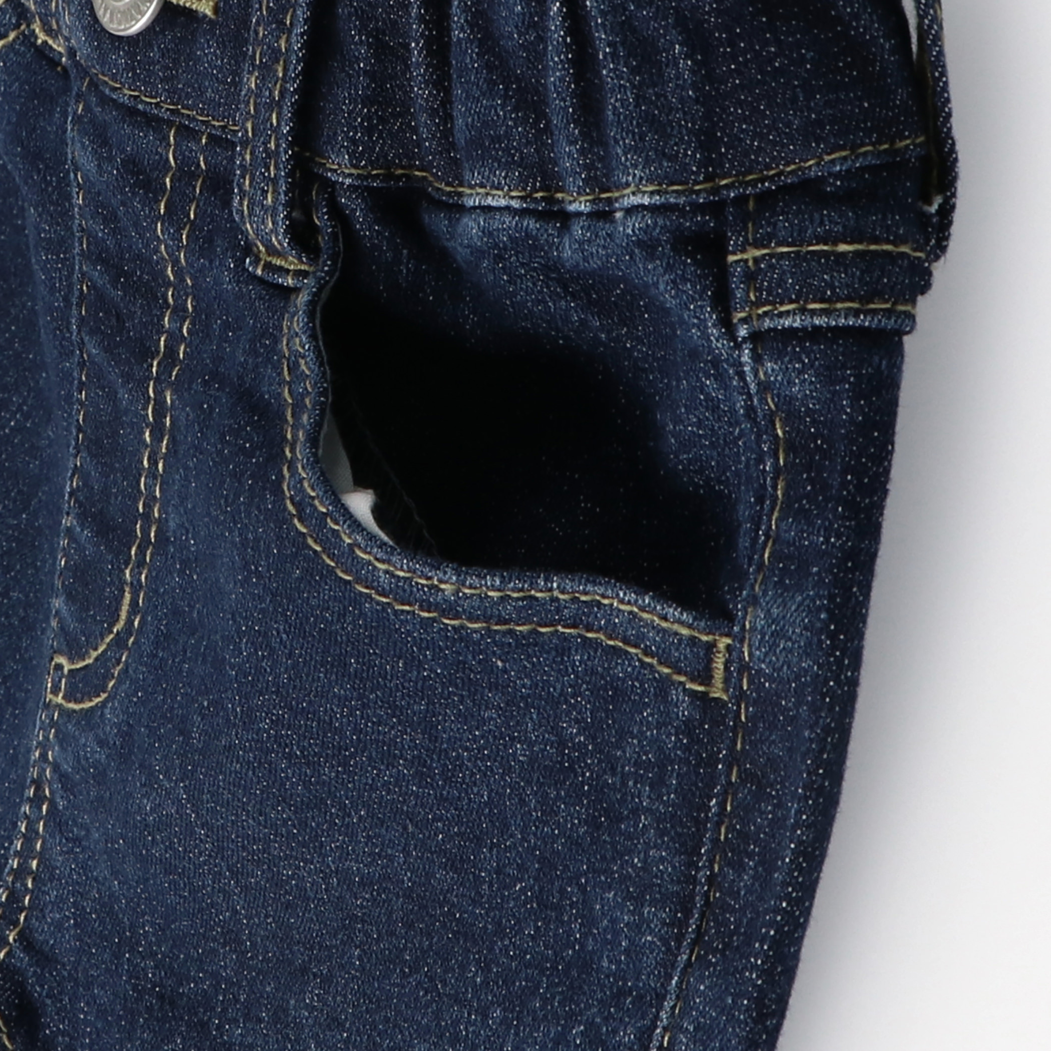 ネイビーブルー