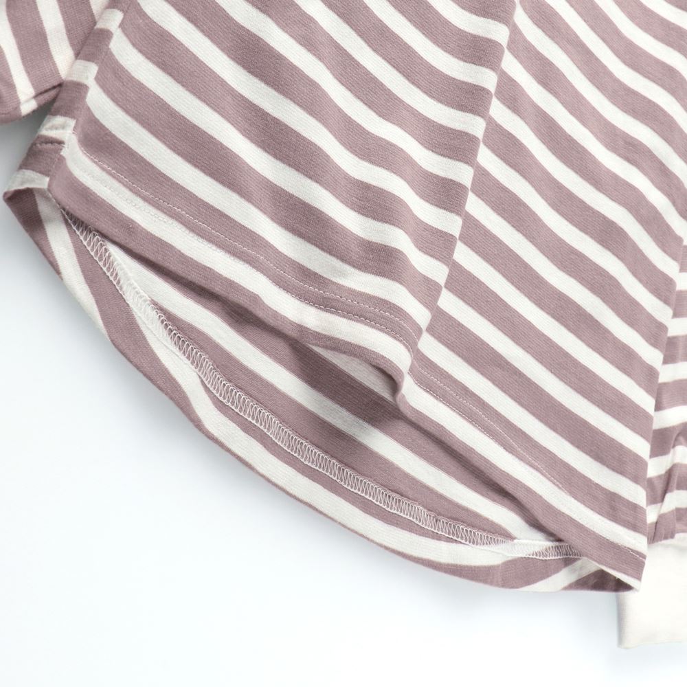 ピンクベージュ