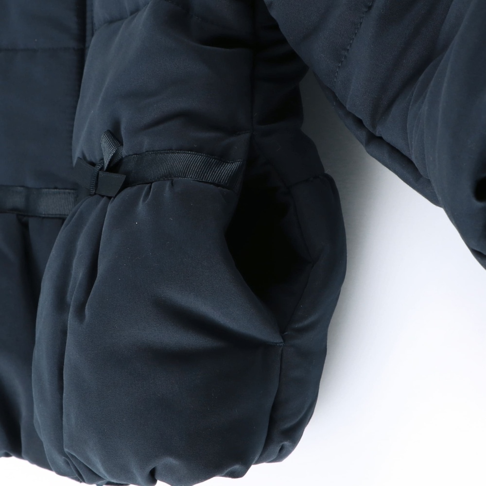 ネイビーブルー