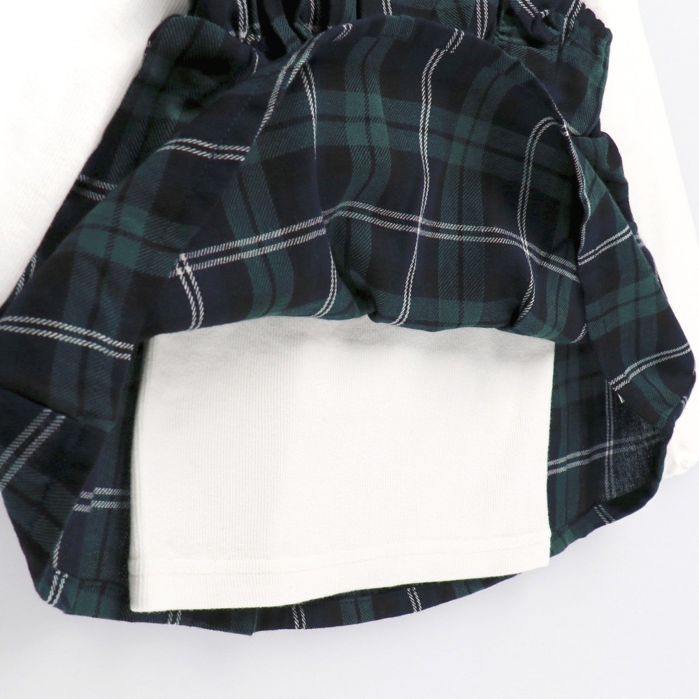 ネイビーブルー