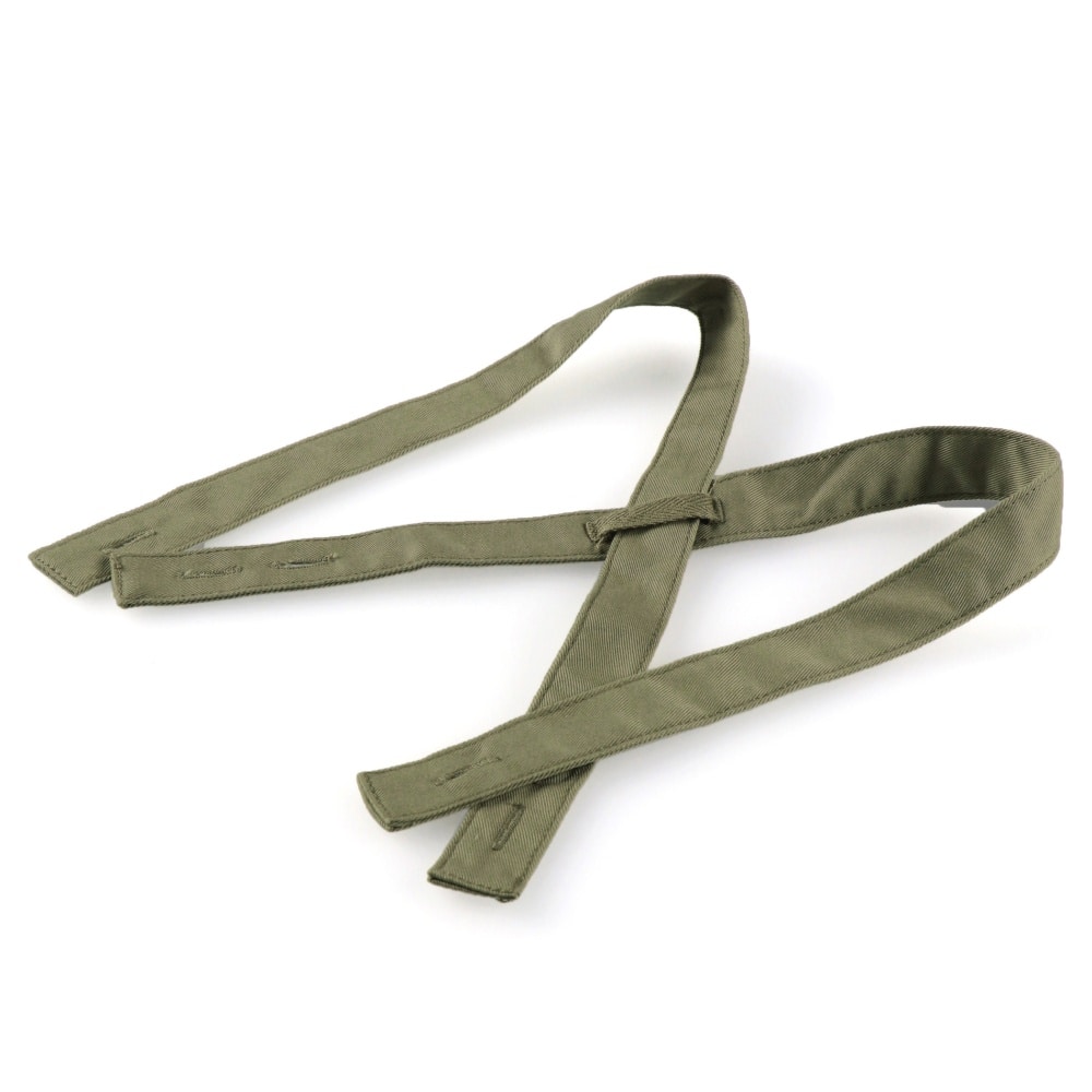 カーキグリーン