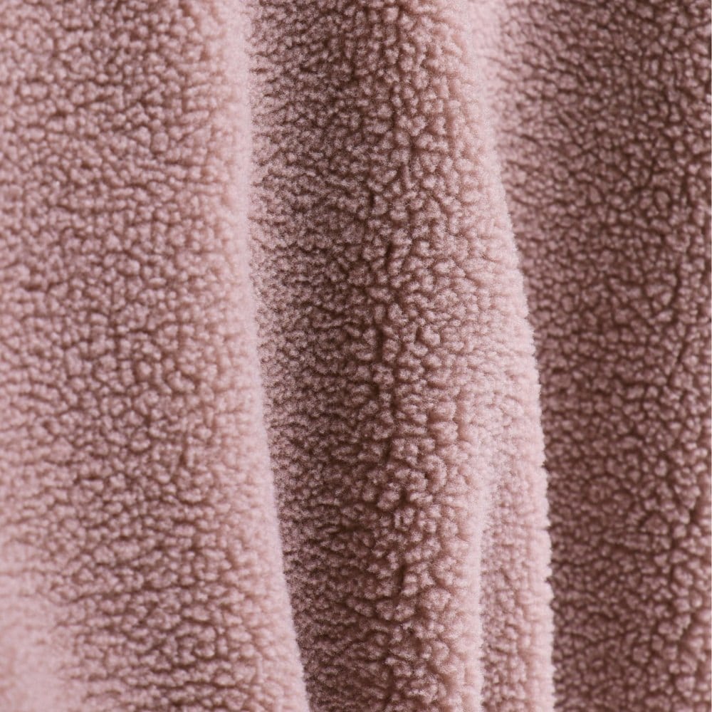 ピンクベージュ