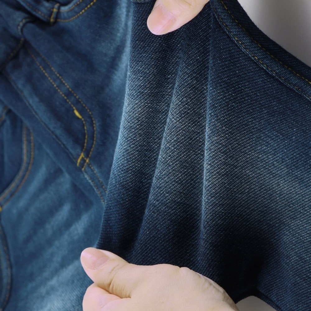 ネイビーブルー