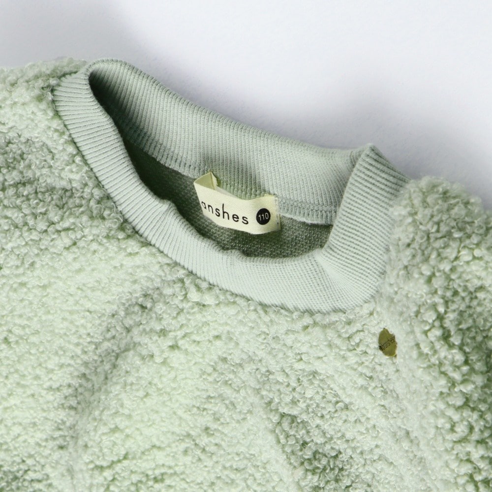 ライトグリーン