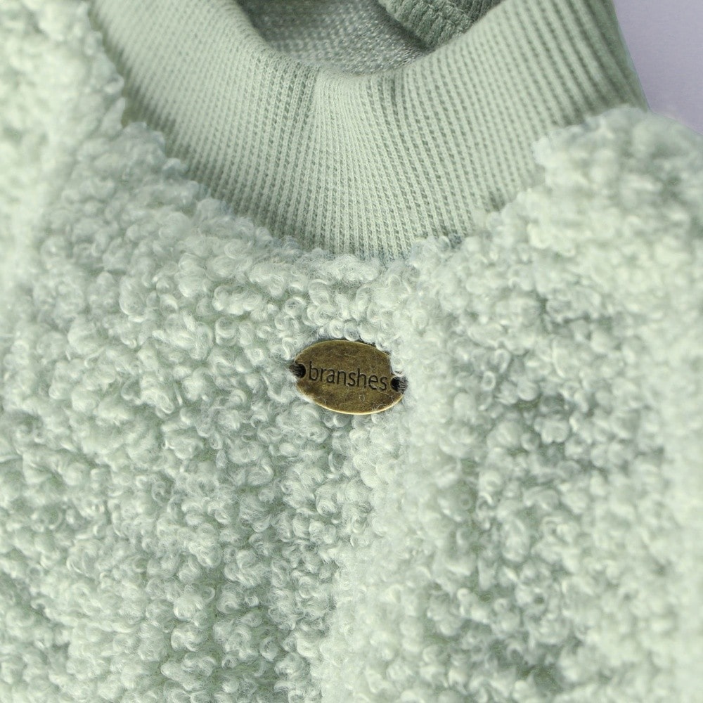 ライトグリーン