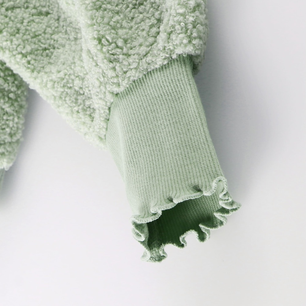 ライトグリーン