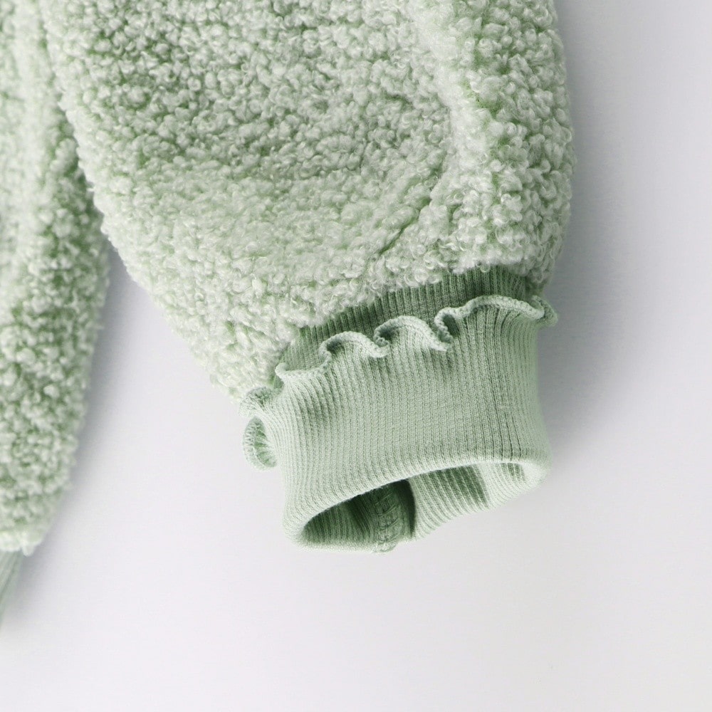 ライトグリーン