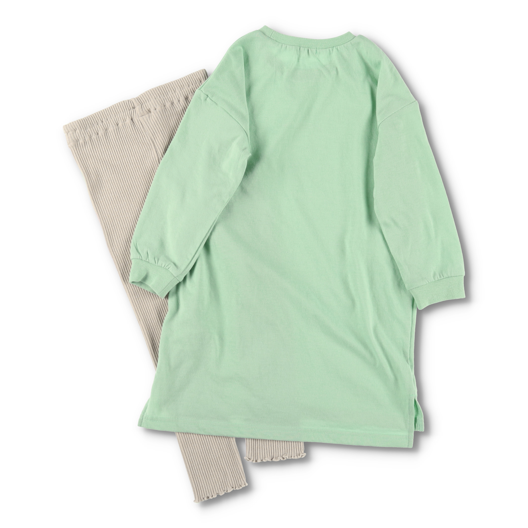 ライトグリーン