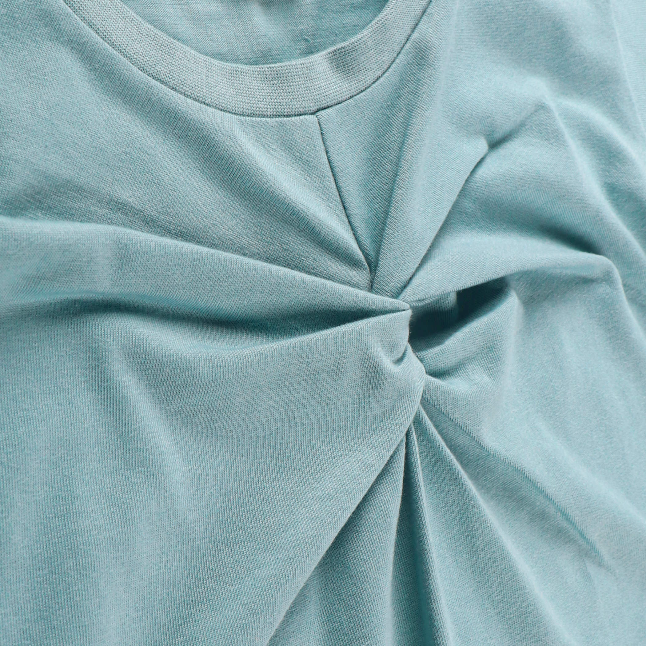 ライトグリーン