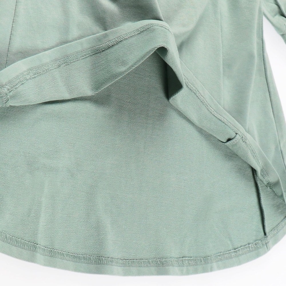 ライトグリーン