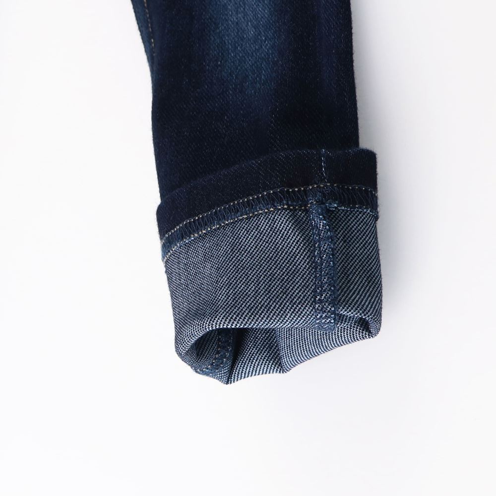 ネイビーブルー