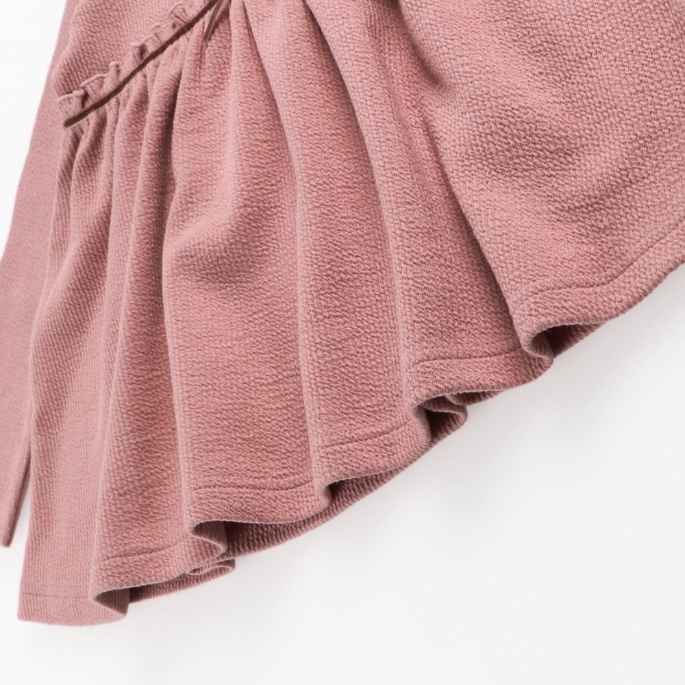 サーモンピンク