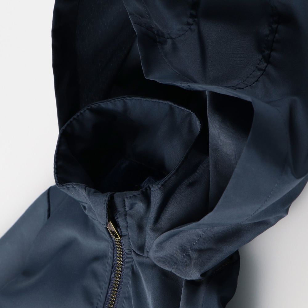 ネイビーブルー