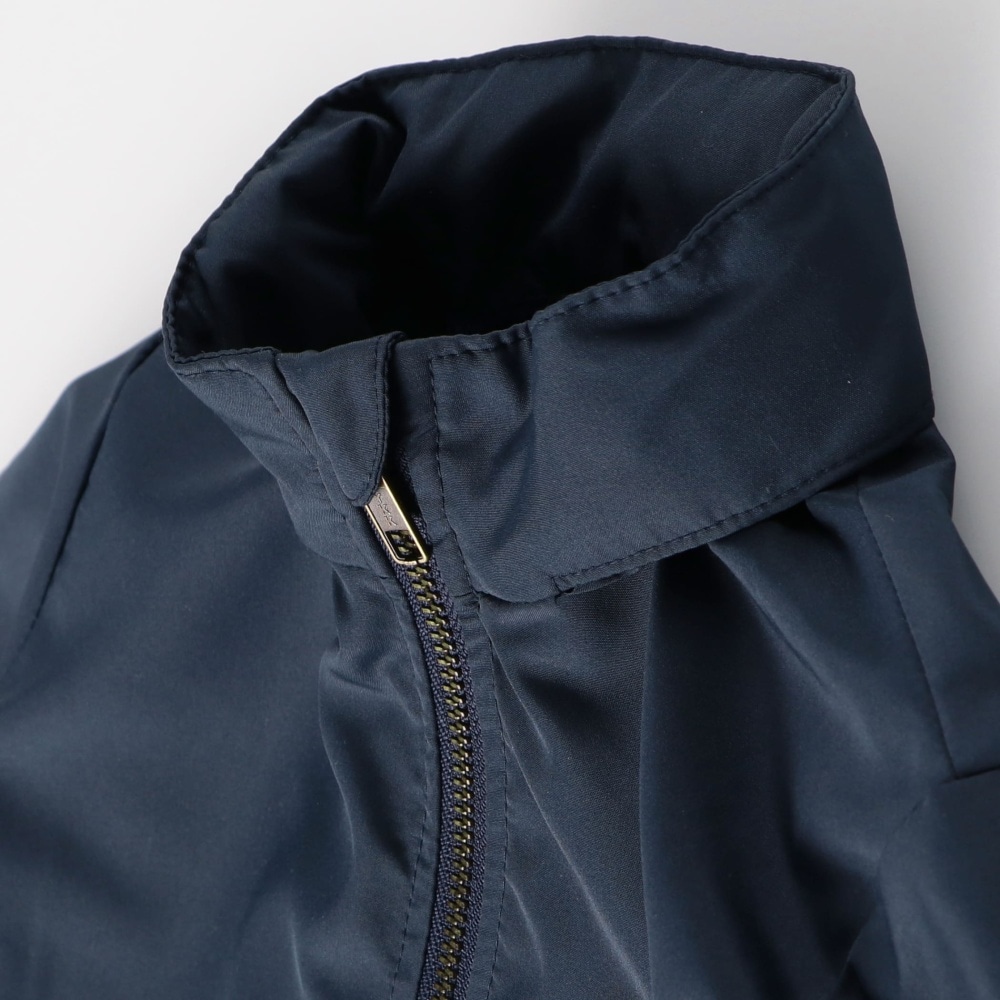 ネイビーブルー