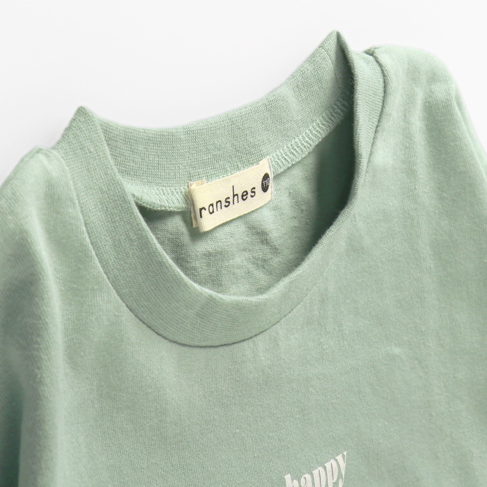 ライトグリーン