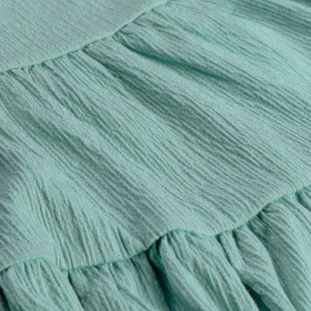 ライトグリーン