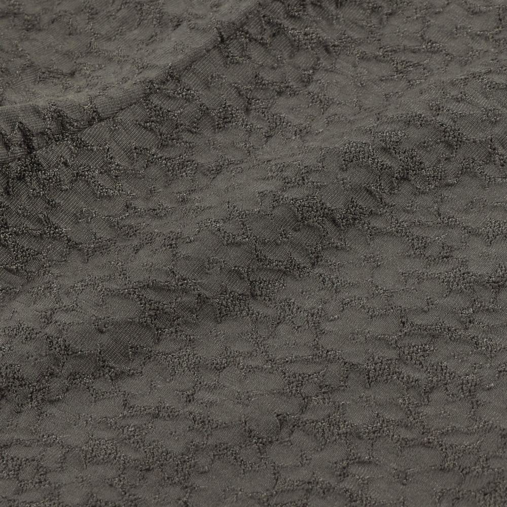 チャコールグレー