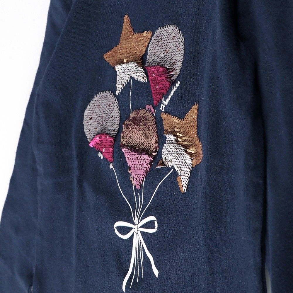 ネイビーブルー