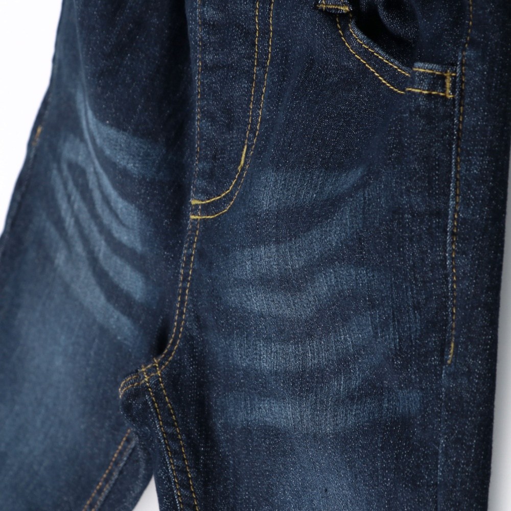 ネイビーブルー