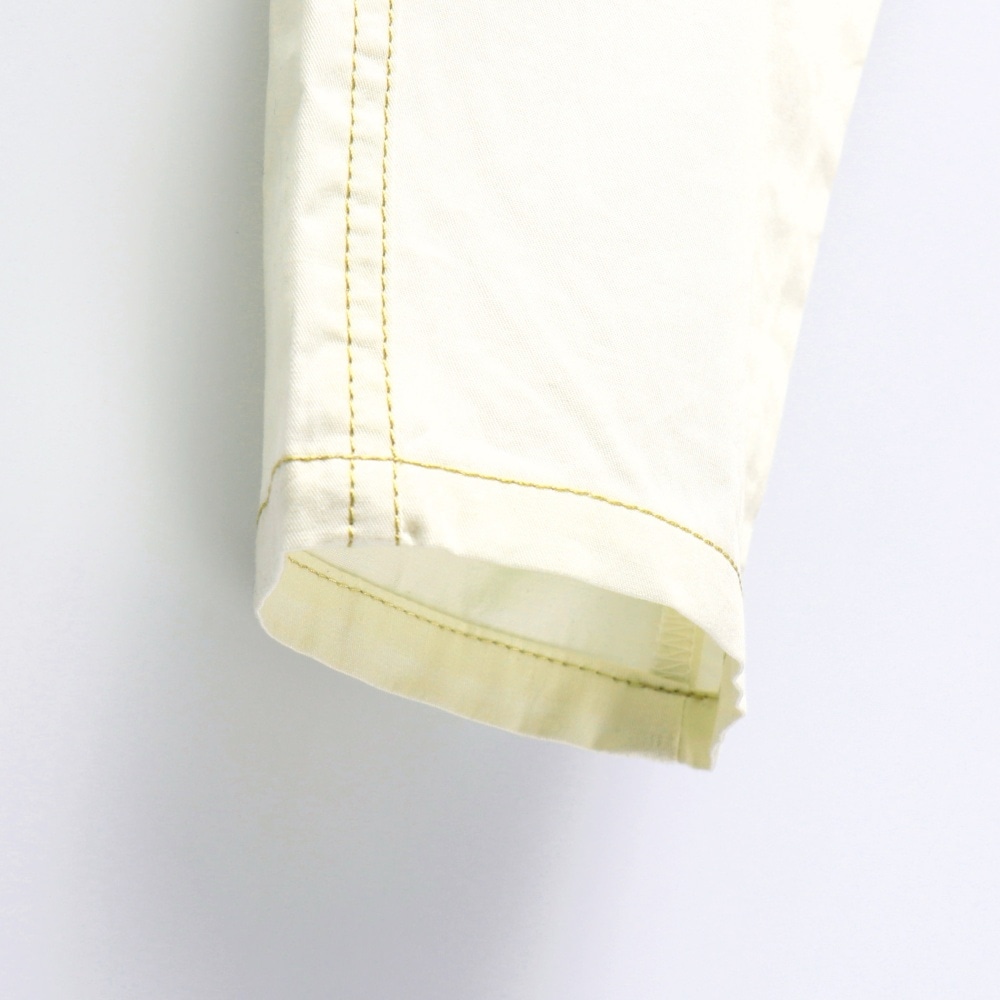 サワークリーム(オフホワイト)