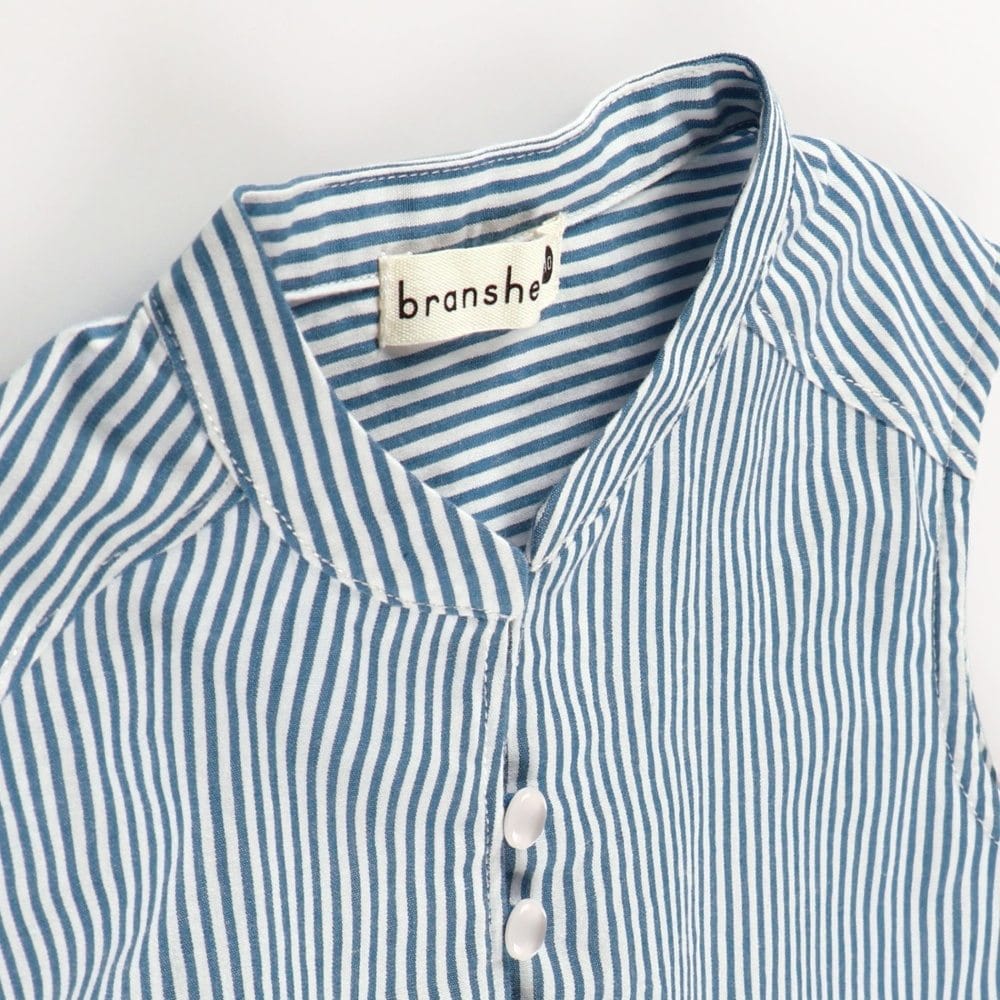 ネイビーブルー