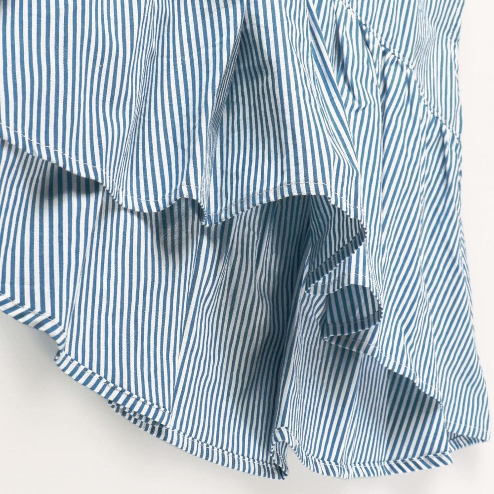 ネイビーブルー